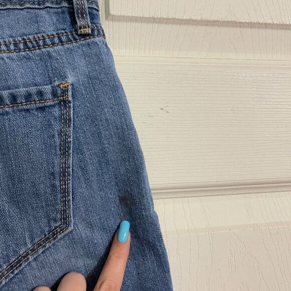 Old Navy Womens Dark Wash The Flirt Cut Off Mid Rise Denim Jean Shorts Size 4 - Picture 7 of 8